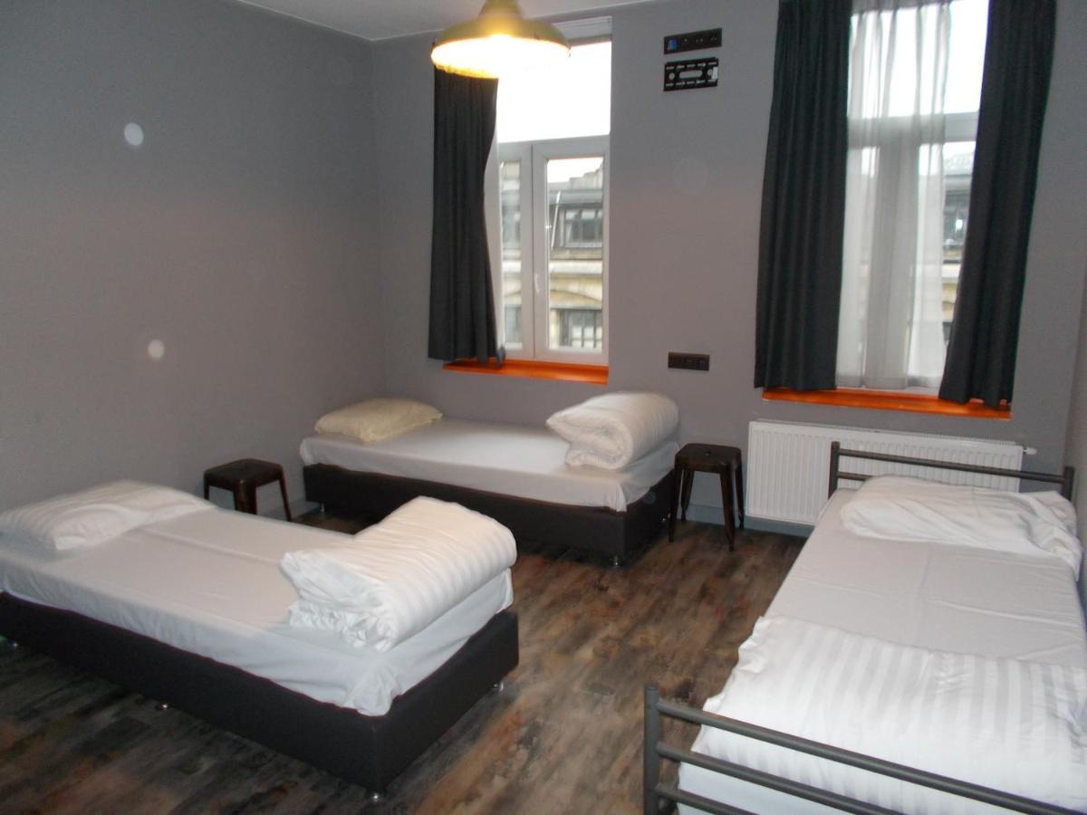 Urban City Centre Hostel Брюссель Экстерьер фото