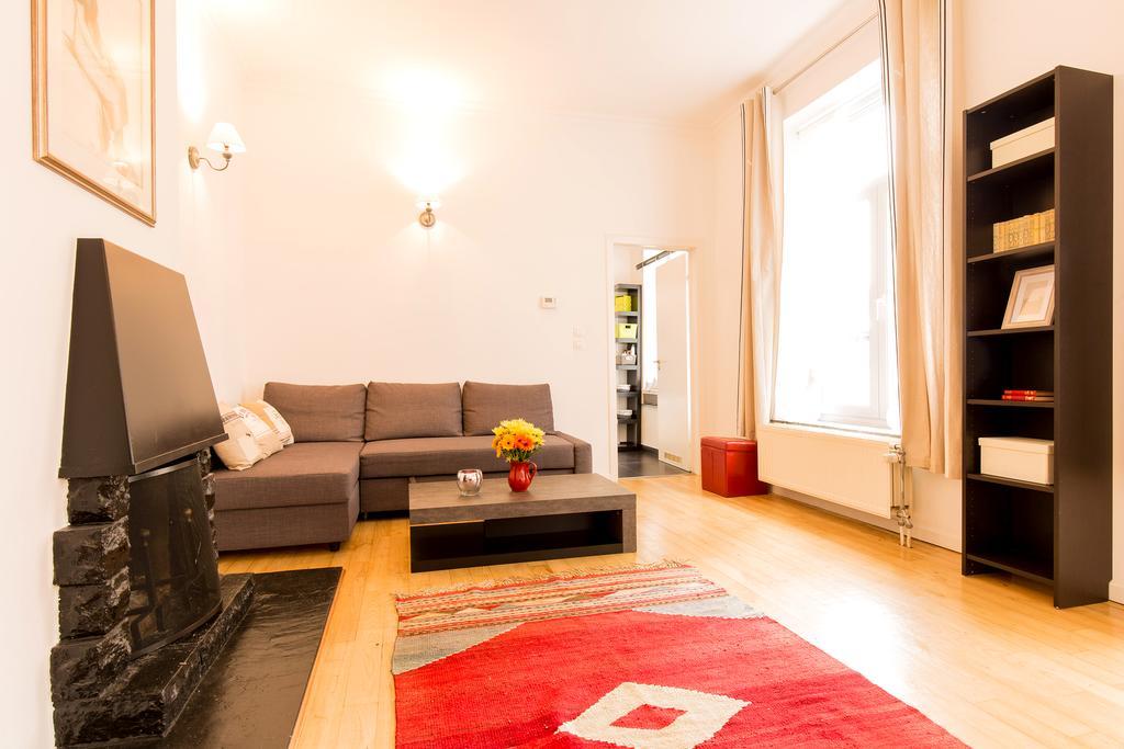Urban City Centre Hostel Брюссель Экстерьер фото