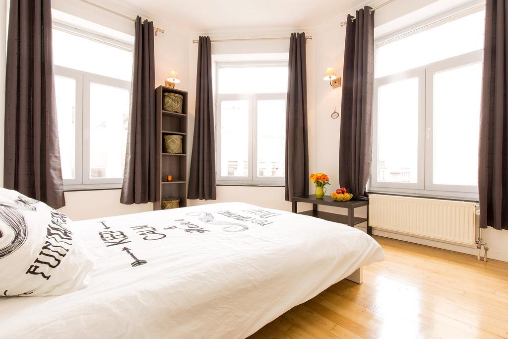 Urban City Centre Hostel Брюссель Экстерьер фото